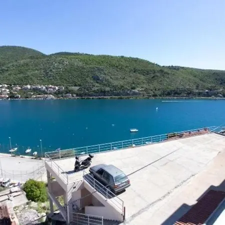 Appartement Any - One Bedroom With Terrace And Sea View